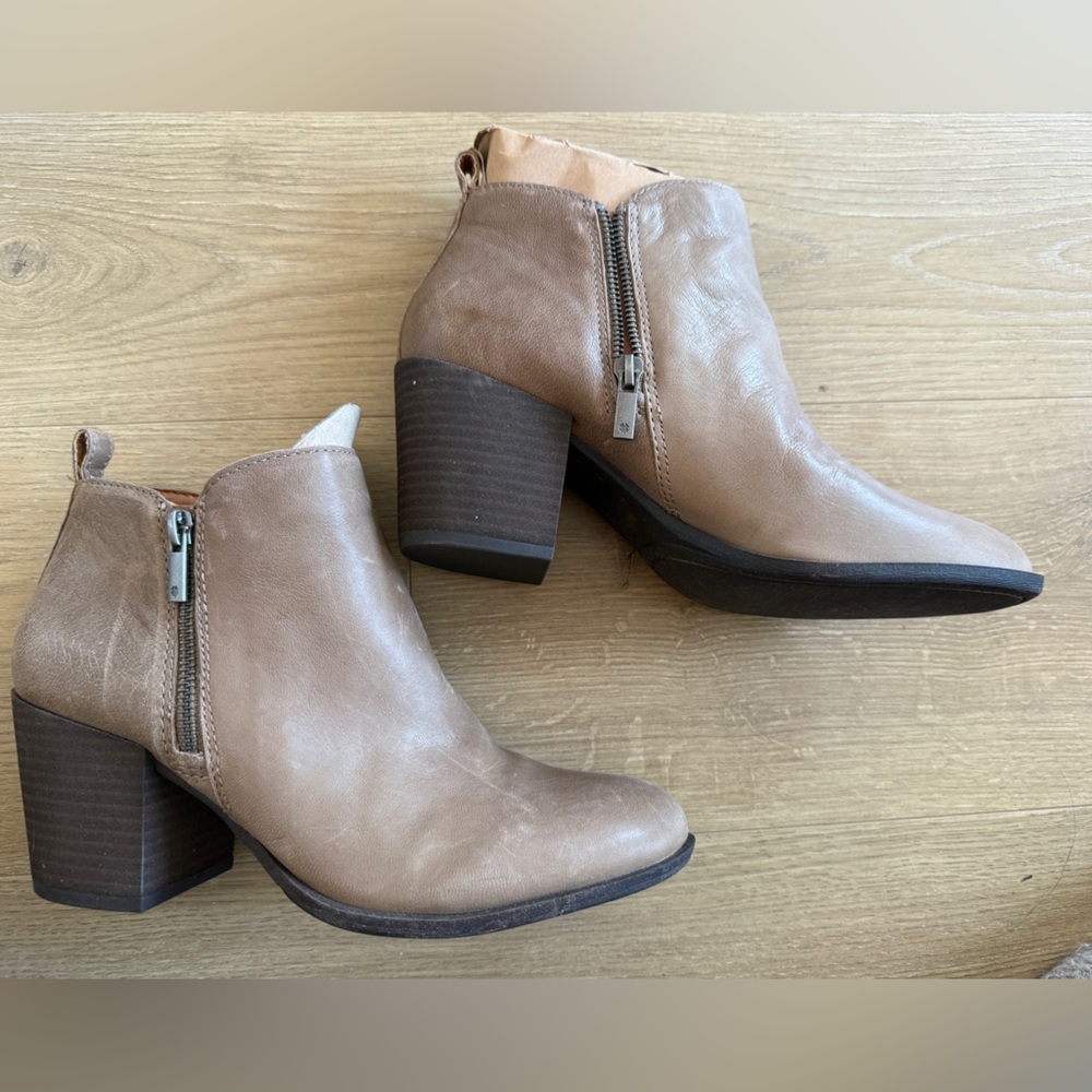 New Lucky brand Sz 9 woman booties Basel Bootie